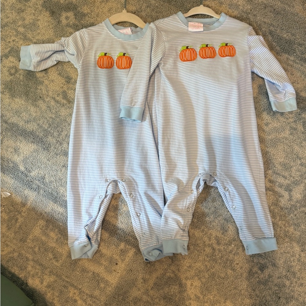 Stitchy Fish Striped Pumpkin Applique Baby Rompers size 18 months